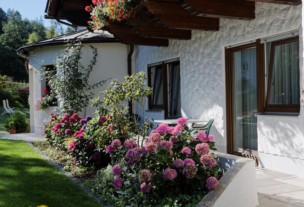 Pension Bergstub'N Saldenburg エクステリア 写真